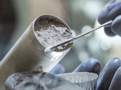 Учёные NASA вскрыли капсулу с лунным грунтом, доставленным на Землю 50 лет назад