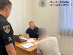 Кіберполіція завершила розслідування мільйонної афери з банківськими картками