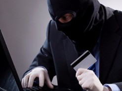 Інтернет-шахрай ошукав чоловіка на 17000 гривень