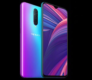 Oppo представила смартфон с тройной камерой и экранным сканером отпечатков пальцев