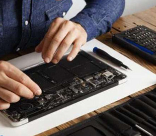 Ремонт ноутбука за ціною нового: як пенсіонера з Дніпра ошукали на 27 тисяч