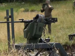 Словенські розробники представили нову дистанційно керовану бойову турель Loki RWS