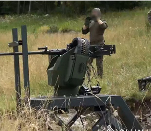 Словенські розробники представили нову дистанційно керовану бойову турель Loki RWS