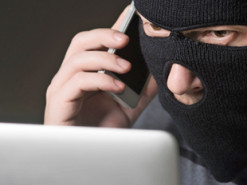 В Киеве будут судить автомобильных мошенников