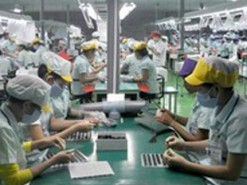 Рекордный рост в 2017 году позволил Samsung возглавить рынок чипов