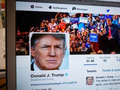 Твиттер Трампа лишился 400 тысяч подписчиков