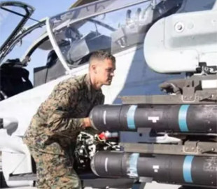Заміна Hellfire і Maverick: армія США випробувала нову ракету АGМ-179 для вертольотів