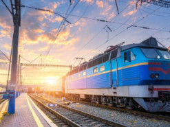 «Укрзалізниця» попереджає про затримку низки потягів