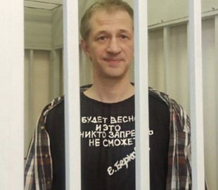 Російського журналіста засудили до 7 років колонії за пости про Бучу