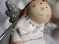 Дні ангела у листопаді: як правильно назвати дитину та кого не забути привітати