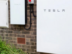 Енергетичні перегони в розпалі: чому в США масово розкуповують акумулятори