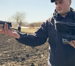 Масштабні підпали сухої трави на Буковині: рятувальники здійснюють розвідку за допомогою БпЛА