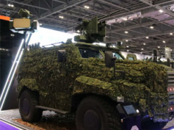 Турецькі розробники представили бойовий панцерник Dragon, оснащений антидроновим комплексом