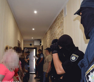 Закрытые полицией три порностудии в Николаеве зарабатывали ежемесячно более 2,5 миллионов