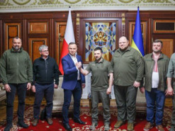 Дуда привітав українців з Днем державності: «Дякую, Україно, що ти є!»