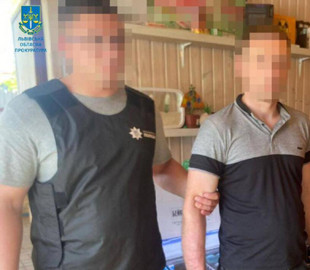 Правоохоронці затримали шахрая, який ошукав рідних зниклого безвісти військового