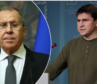 Подоляк призвал создать психиатрический консилиум для Лаврова
