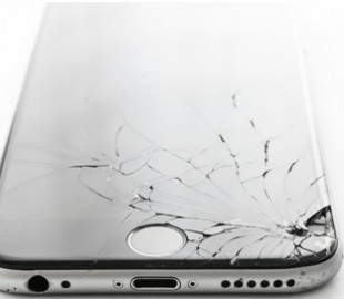 Подряпини на екрані iPhone — як їх приховати без дорогого ремонту