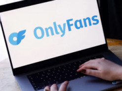 В Одесі майстриня манікюру "здала" свою клієнтку за створення контенту для OnlyFans