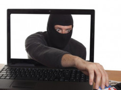 Мошенник провернул аферу через интернет: пострадали жители семи областей Украины