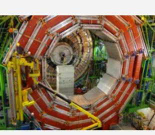 Науковці пояснили, чому Великий адронний колайдер припиняє роботу