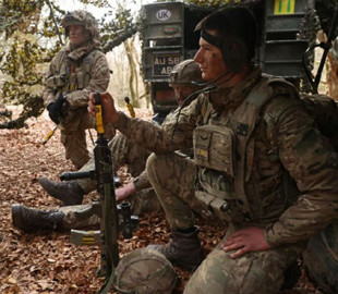 Британія може створити «оборонний банк» для переозброєння Європи – The Telegraph