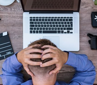 Аферист видурив у чоловіка 15 тисяч гривень за «роботу» за кордоном