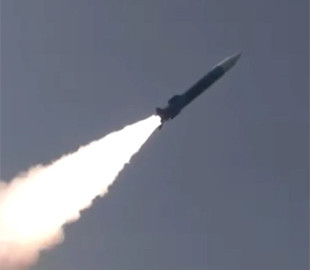 Пакистанські розробники успішно випробували нову гіперзвукову протикорабельну балістичну ракету Smash