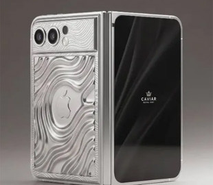 Caviar показала складаний iPhone Ultra у срібному корпусі ще до презентації Apple