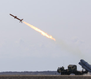 По російському Карачевському заводу "Електродеталь” вдарив "Нептун"