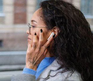 AirPods Pro можуть стати "очима" для ШІ: Apple готує нову модель