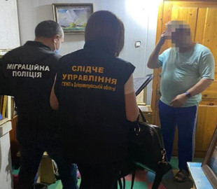 У Дніпрі заарештували чоловіка, який розповсюджував дитячу порнографію
