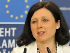 ЄС просить ІТ-гігантів просувати новини незалежних білоруських ЗМІ