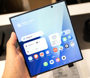 Тонший, легший і без складки: розкрито особливості нової "розкладачки" Samsung