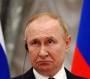 Путин недавно прошел курс лечения от запущенного рака и на него было покушение, - Newsweek