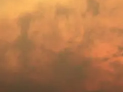 Найбільша за останні 100 років лісова пожежа у Канаді згасне ще не скоро, — AP