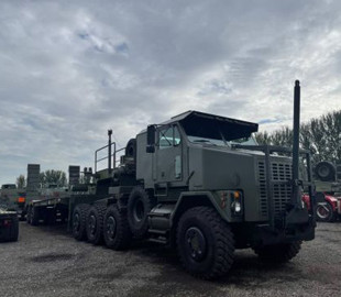 ЗСУ отримають найбільші у світі тягачі-ваговози для перевезення німецьких САУ