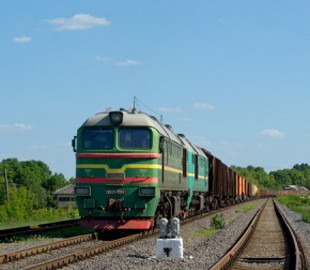 У Чернівцях жінку збив потяг