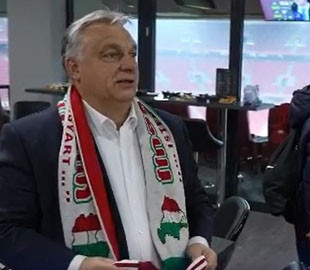 Відкриють Угорщині таємницю: Австрія потролила Орбана за скандальний шарф із мапою