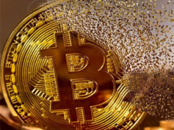 Ціна біткоїна впала до 59 тис. доларів після великого переказу токенів