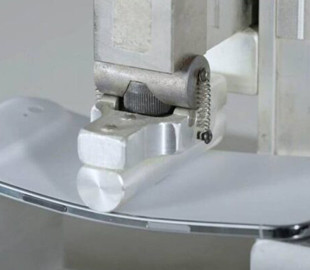 iPhone 17 Pro та Air витримують згинання, але не падіння