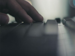 ШІ навмисно зруйнував проєкт розробника: історія користувача Replit