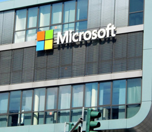 США закрили Microsoft доступ до програми грін-карт для співробітників