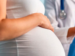 Как телефоны влияют на течение беременности и родов