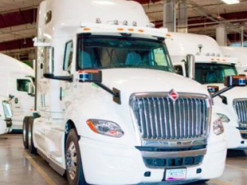 У США провели випробування безпілотної вантажівки