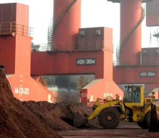 Американські виробники чипів і авіадвигунів відчувають наслідки санкцій Китаю на рідкоземельні метали