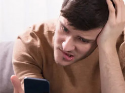 Вам негайно слід очистити смартфон від цих небезпечних даних