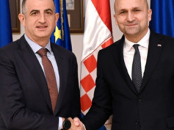 Хорватія поставить на озброєння турецькі безпілотники Bayraktar