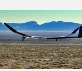 Розробники BAE Systems представили новітній дрон Phasa-35, що працює на сонячній енергії