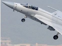 Хіт ринку: до винищувача JF-17 придивляються вже 13 країн